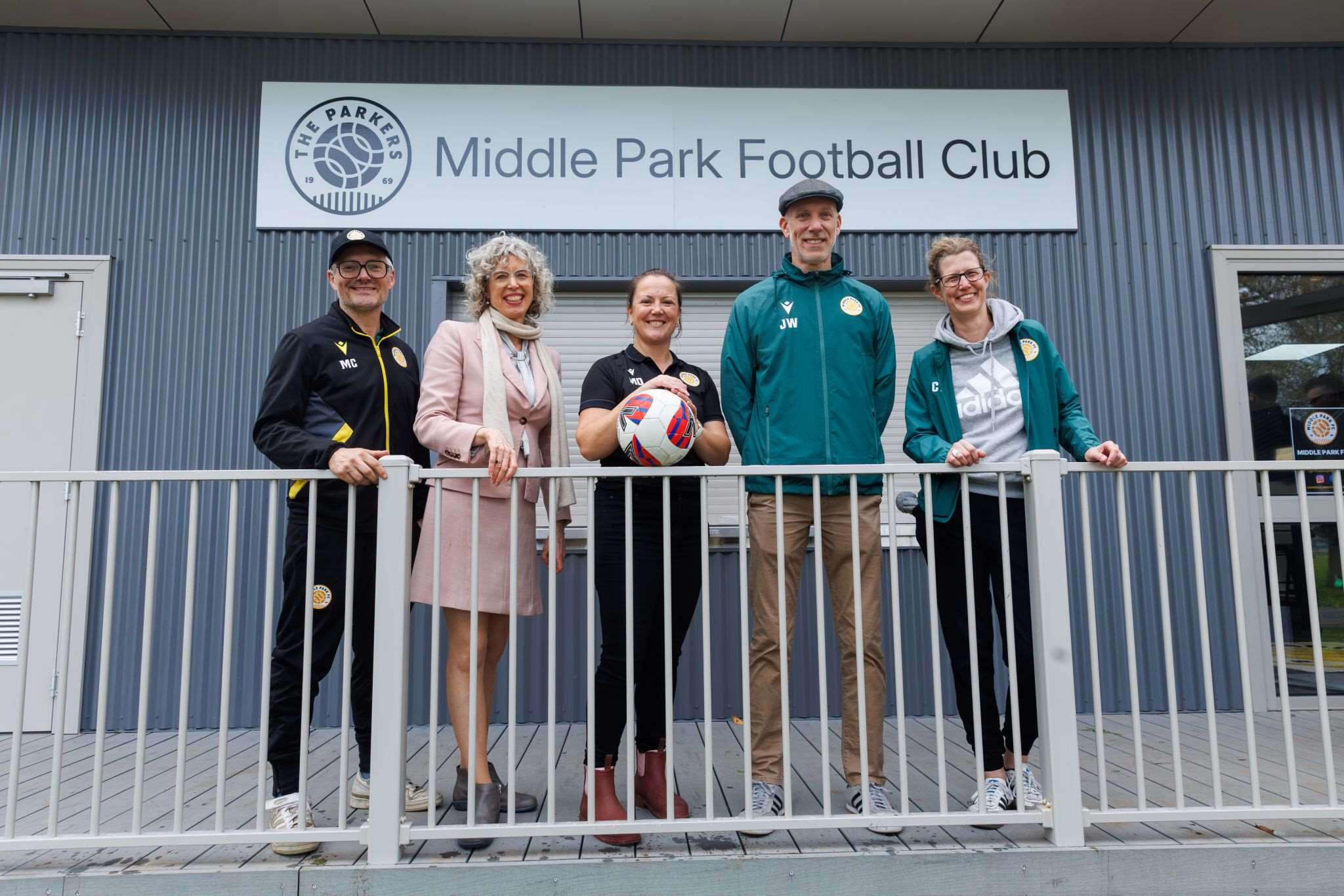 middle park club changer